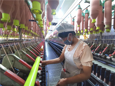 搭建就業平臺 助力精準扶貧