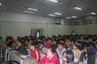 翰墨傳情 美術(shù)學(xué)院黨團(tuán)組織傳統(tǒng)文化藝術(shù)交流活動(dòng)紀(jì)實(shí)